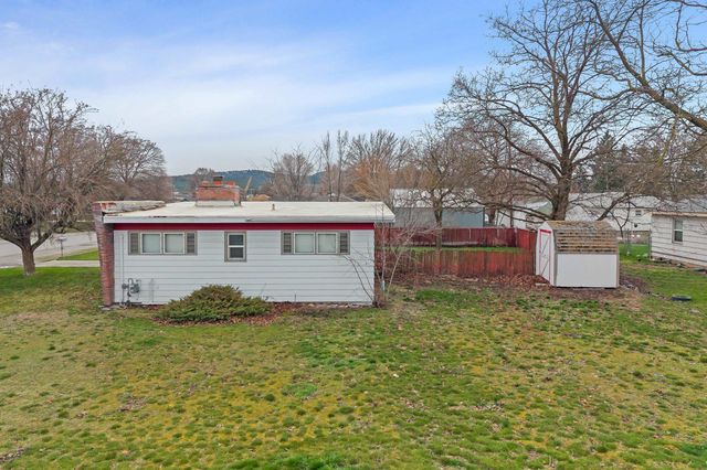 1323 N Bowman Rd, Spokane Valley, WA 99212