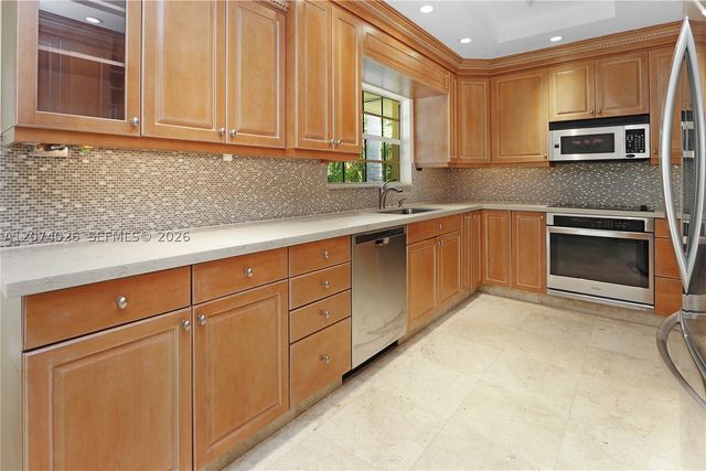 1030 Polk St, Hollywood, FL 33019