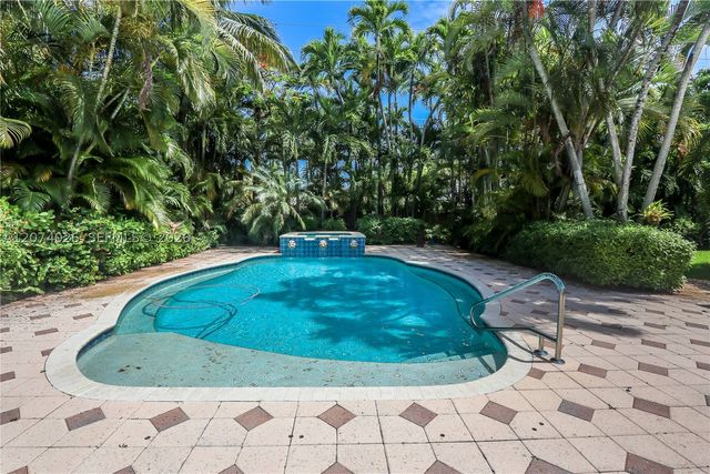 1030 Polk St, Hollywood, FL 33019