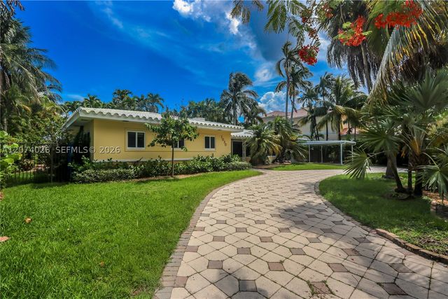 1030 Polk St, Hollywood, FL 33019