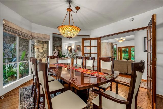 2000 San Ysidro, Beverly Hills, CA 90210