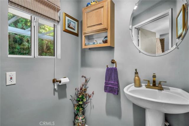 2000 San Ysidro, Beverly Hills, CA 90210