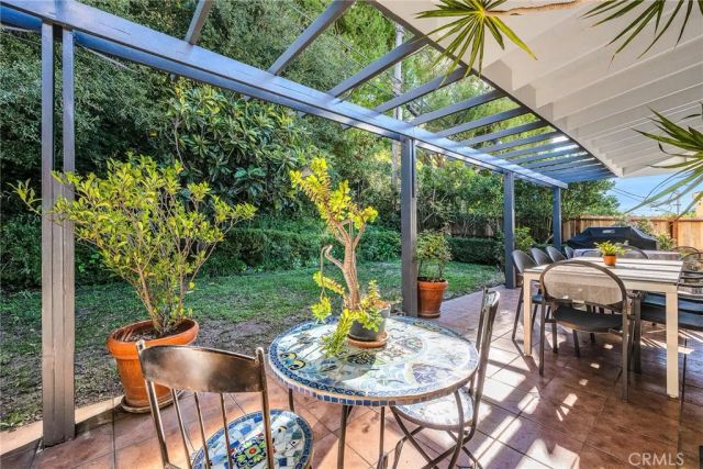 2000 San Ysidro, Beverly Hills, CA 90210