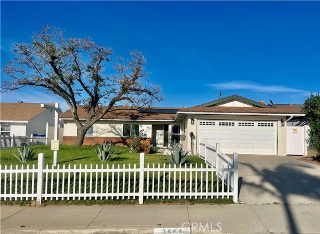 3555 Dixie, Riverside, CA 92503