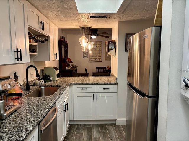 526 LIVE OAK STREET 105, Edgewater, FL 32132