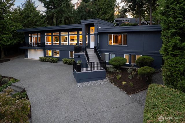 6145 93rd Avenue SE, Mercer Island, WA 98040