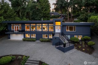 6145 93rd Avenue SE, Mercer Island, WA 98040