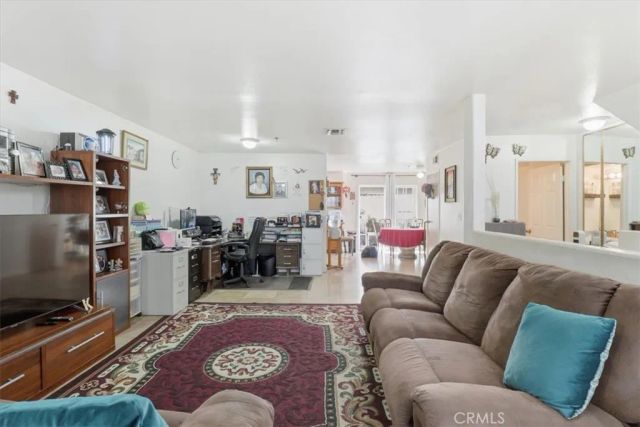 9146 Tobias Avenue 4, Panorama City, CA 91402
