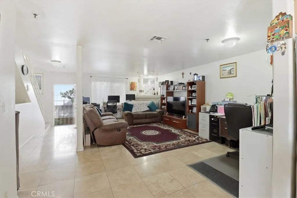9146 Tobias Avenue 4, Panorama City, CA 91402