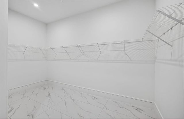 220 Lake Shore Drive 609, Lake Park, FL 33403