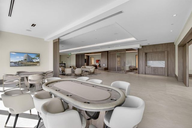 220 Lake Shore Drive 609, Lake Park, FL 33403