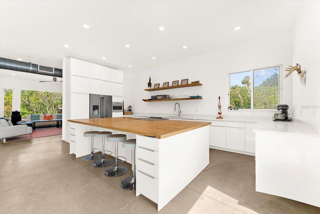 1725 OVERBROOK ROAD, Englewood, FL 34223