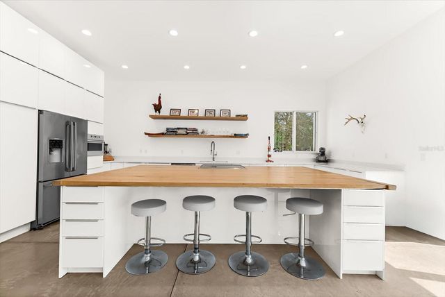 1725 OVERBROOK ROAD, Englewood, FL 34223