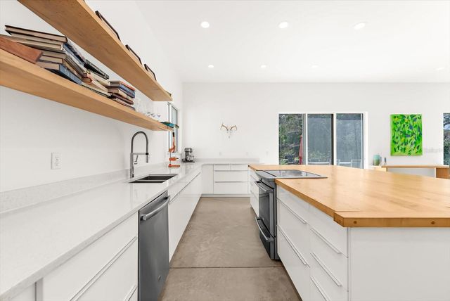 1725 OVERBROOK ROAD, Englewood, FL 34223