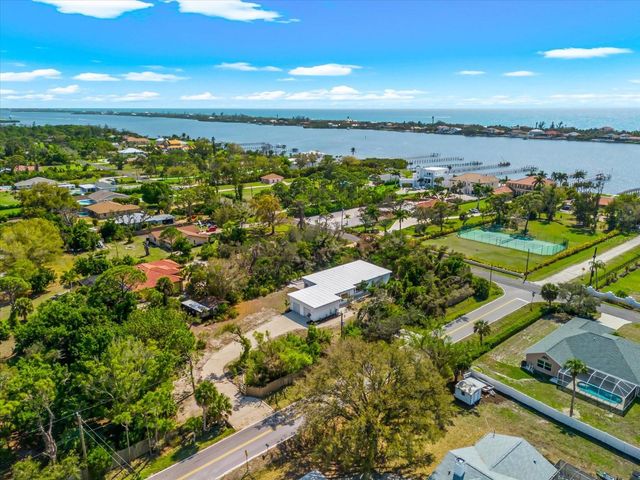 1725 OVERBROOK ROAD, Englewood, FL 34223