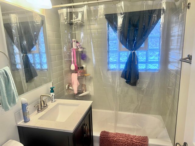 15119 Meadow Lane, Dolton, IL 60419