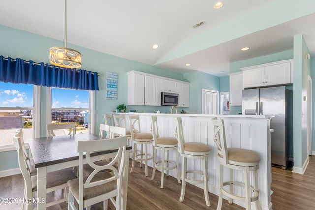 242 Sea Shore Drive, N Topsail Beach, NC 28460