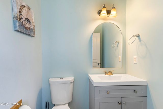 242 Sea Shore Drive, N Topsail Beach, NC 28460
