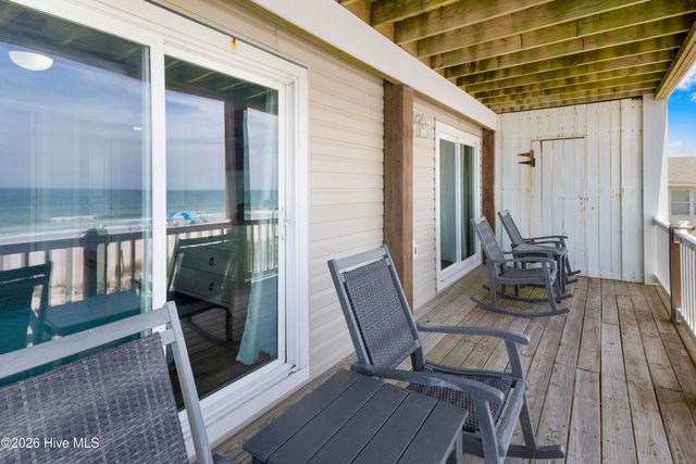 242 Sea Shore Drive, N Topsail Beach, NC 28460