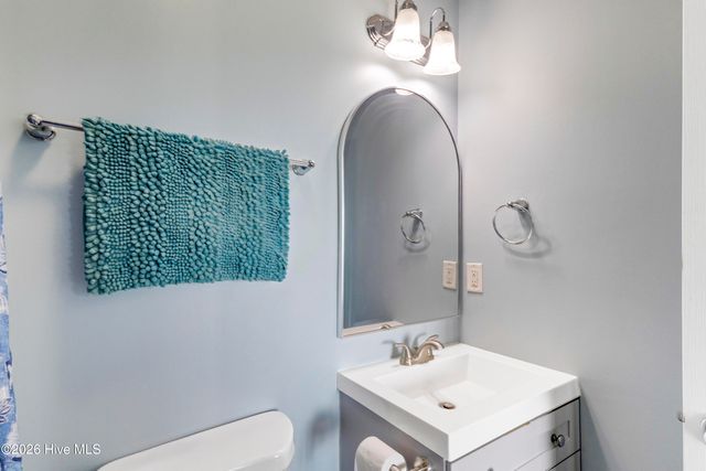 242 Sea Shore Drive, N Topsail Beach, NC 28460