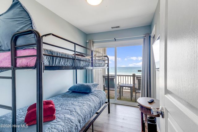 242 Sea Shore Drive, N Topsail Beach, NC 28460