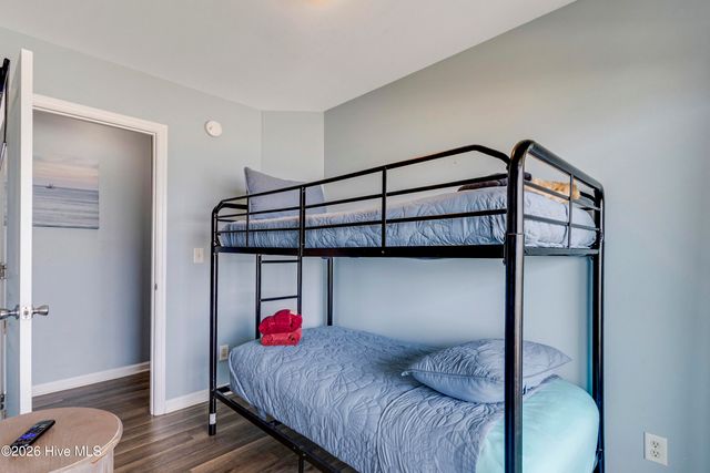 242 Sea Shore Drive, N Topsail Beach, NC 28460