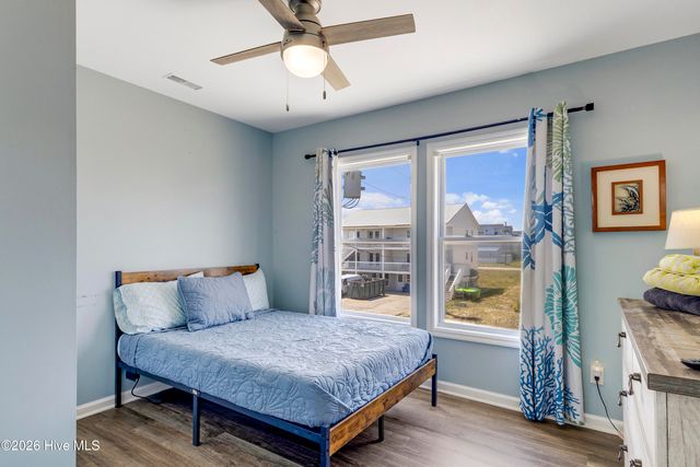 242 Sea Shore Drive, N Topsail Beach, NC 28460
