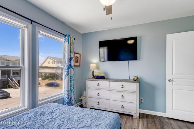 242 Sea Shore Drive, N Topsail Beach, NC 28460