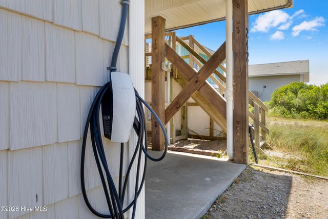 242 Sea Shore Drive, N Topsail Beach, NC 28460