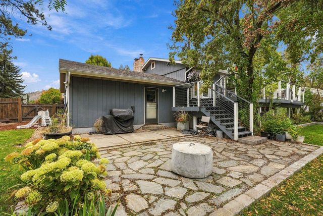 12106 N Fairwood Dr, Spokane, WA 99218