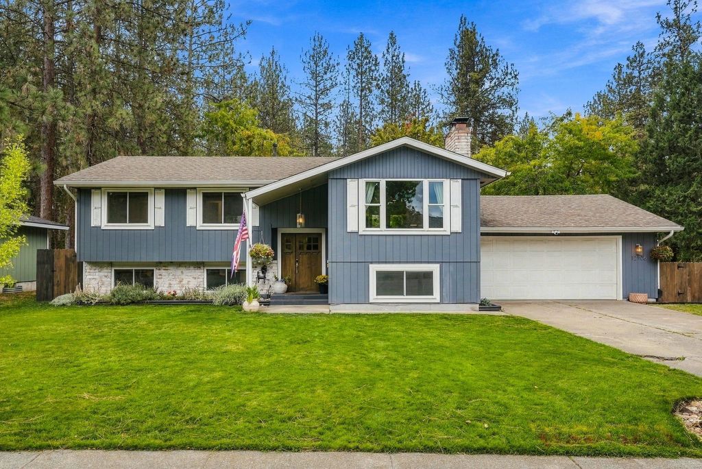 12106 N Fairwood Dr, Spokane, WA 99218