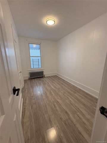 4027 Edson Avenue APT 2, Bronx, NY 10466