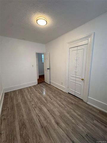 4027 Edson Avenue APT 2, Bronx, NY 10466