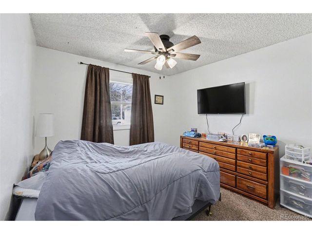 9612 Sierra Dr, Arvada, CO 80005