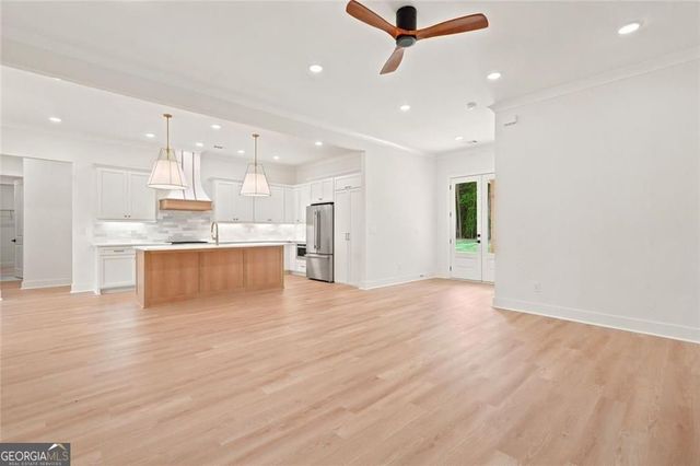 37 Kirk Road NW, White, GA 30184