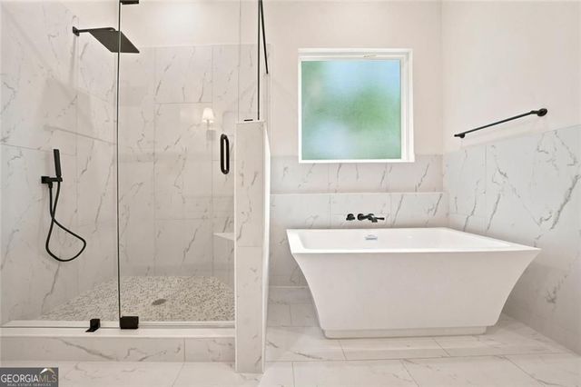 37 Kirk Road NW, White, GA 30184