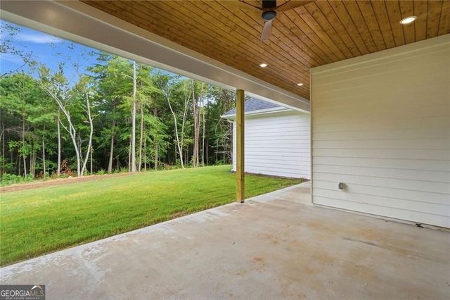 37 Kirk Road NW, White, GA 30184