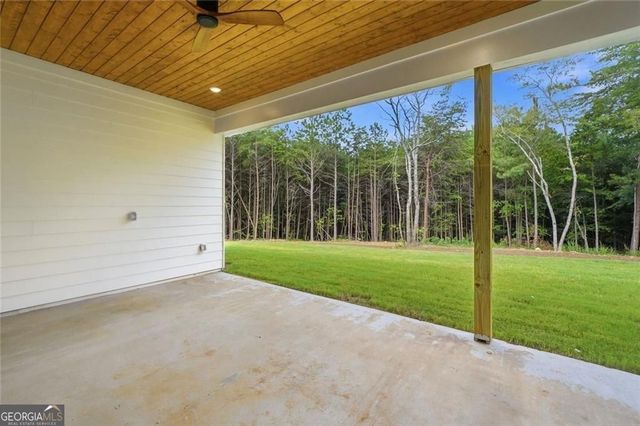 37 Kirk Road NW, White, GA 30184
