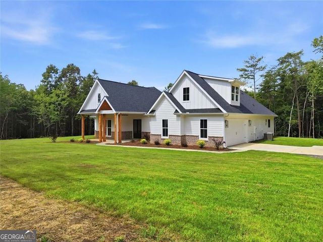 37 Kirk Road NW, White, GA 30184