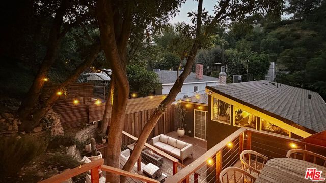 8460 Kirkwood Drive, Los Angeles, CA 90046