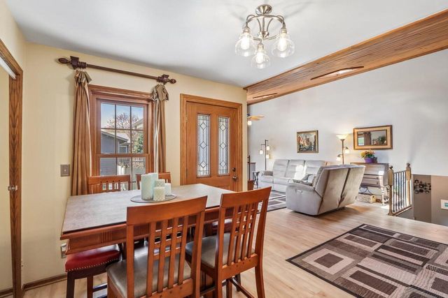 N111W16636 Esquire COURT, Germantown, WI 53022