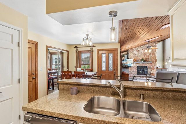 N111W16636 Esquire COURT, Germantown, WI 53022