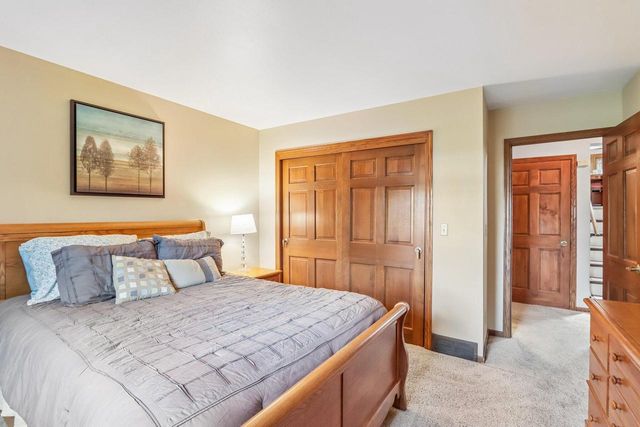 N111W16636 Esquire COURT, Germantown, WI 53022