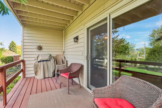 N111W16636 Esquire COURT, Germantown, WI 53022