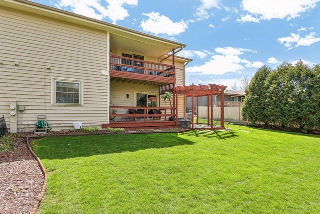 N111W16636 Esquire COURT, Germantown, WI 53022