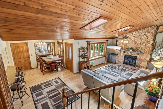 N111W16636 Esquire COURT, Germantown, WI 53022