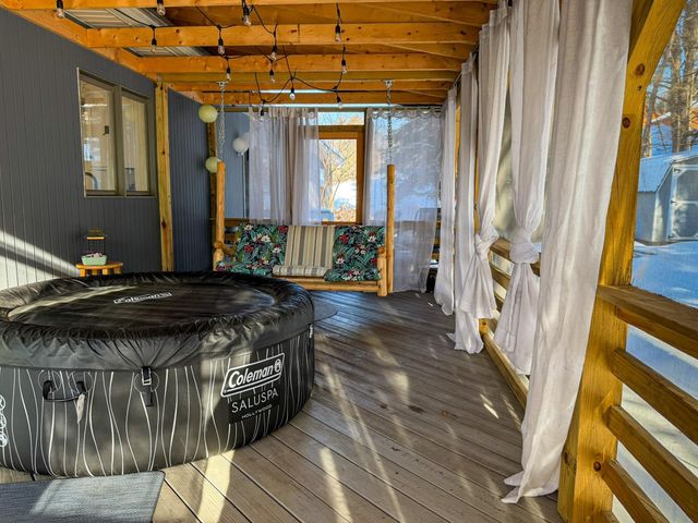 394 Farmer Drive, St. Johnsbury, VT 05819