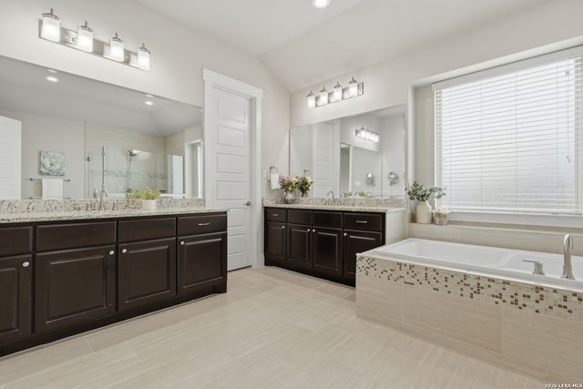 8218 Garden Arbor, Garden Ridge, TX 78266