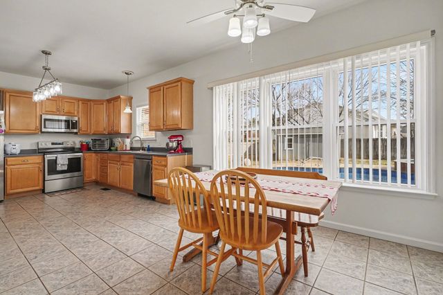 1823 Joben Dr, Murfreesboro, TN 37128