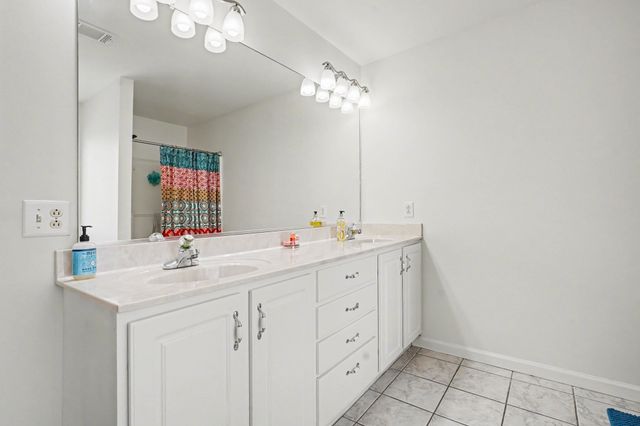 1823 Joben Dr, Murfreesboro, TN 37128